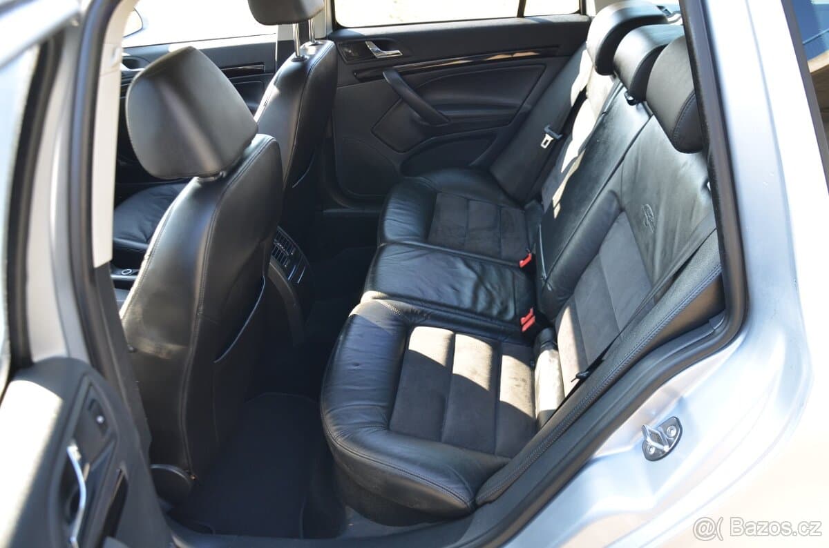 2010 Škoda OCTAVIA - 11