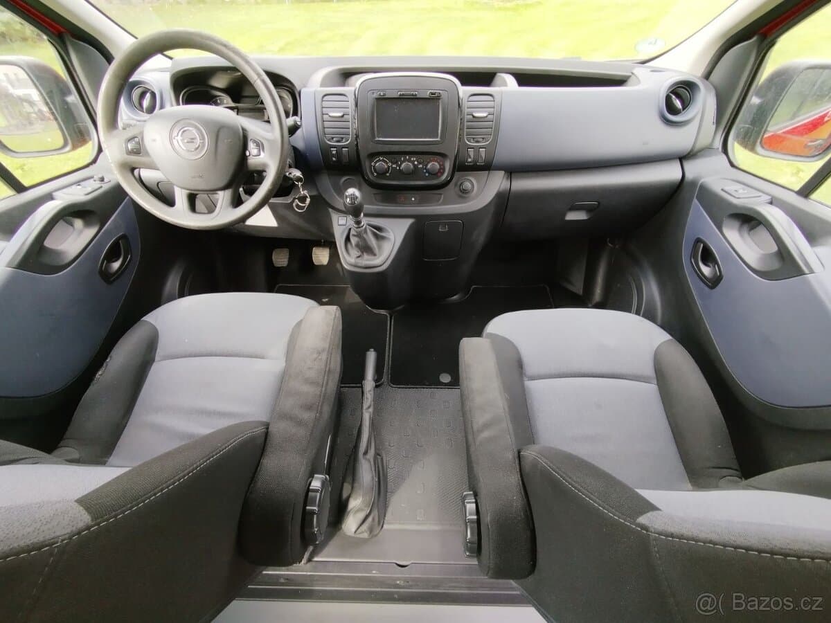 2015 Opel VIVARO - 11