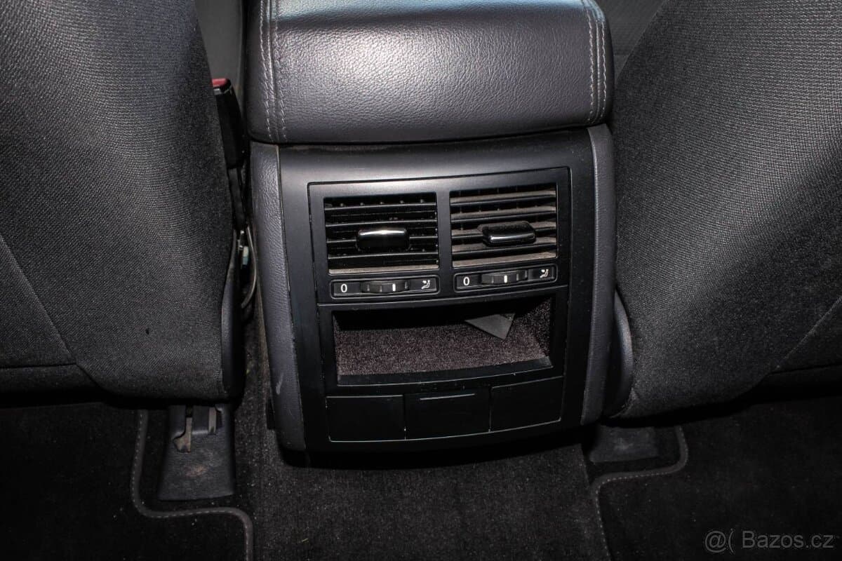 2006 Volkswagen TOUAREG - 11