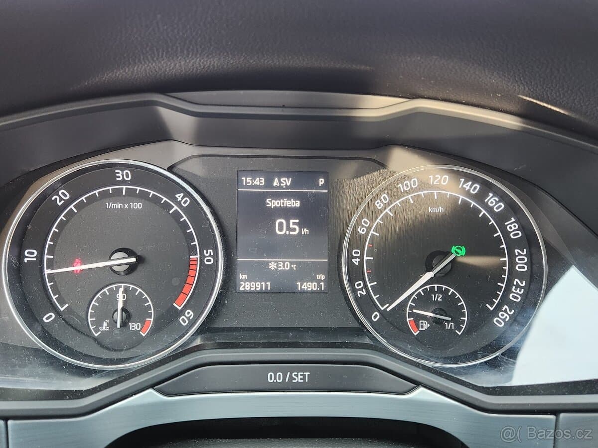 Škoda SUPERB - 11