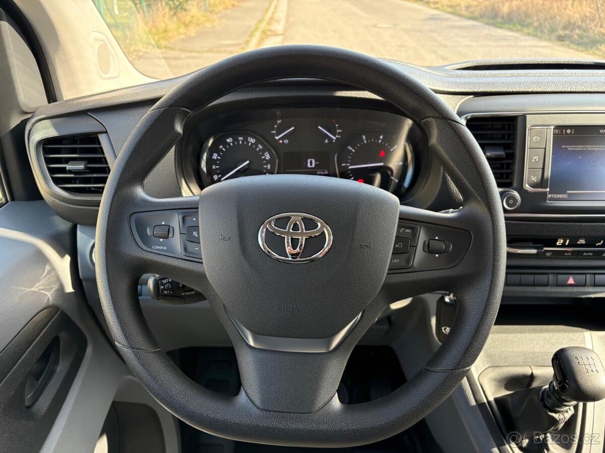 2022 Toyota PROACE - 11