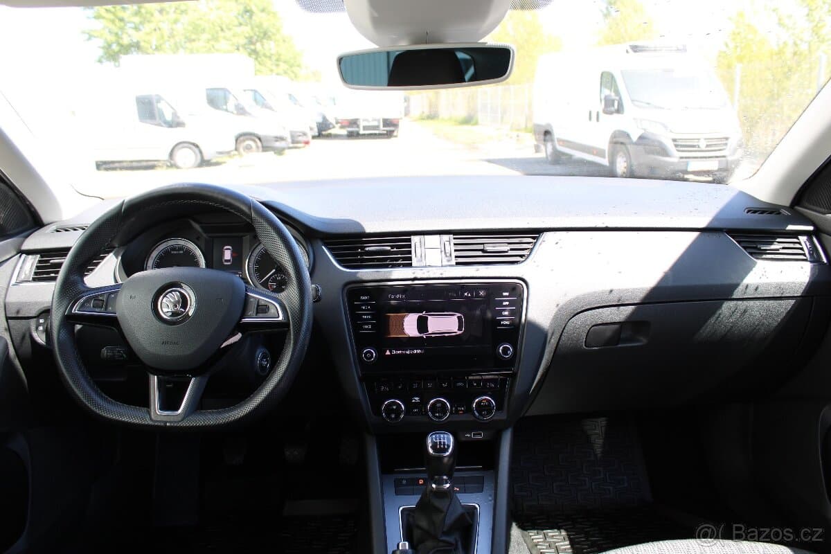 2018 Škoda OCTAVIA - 11
