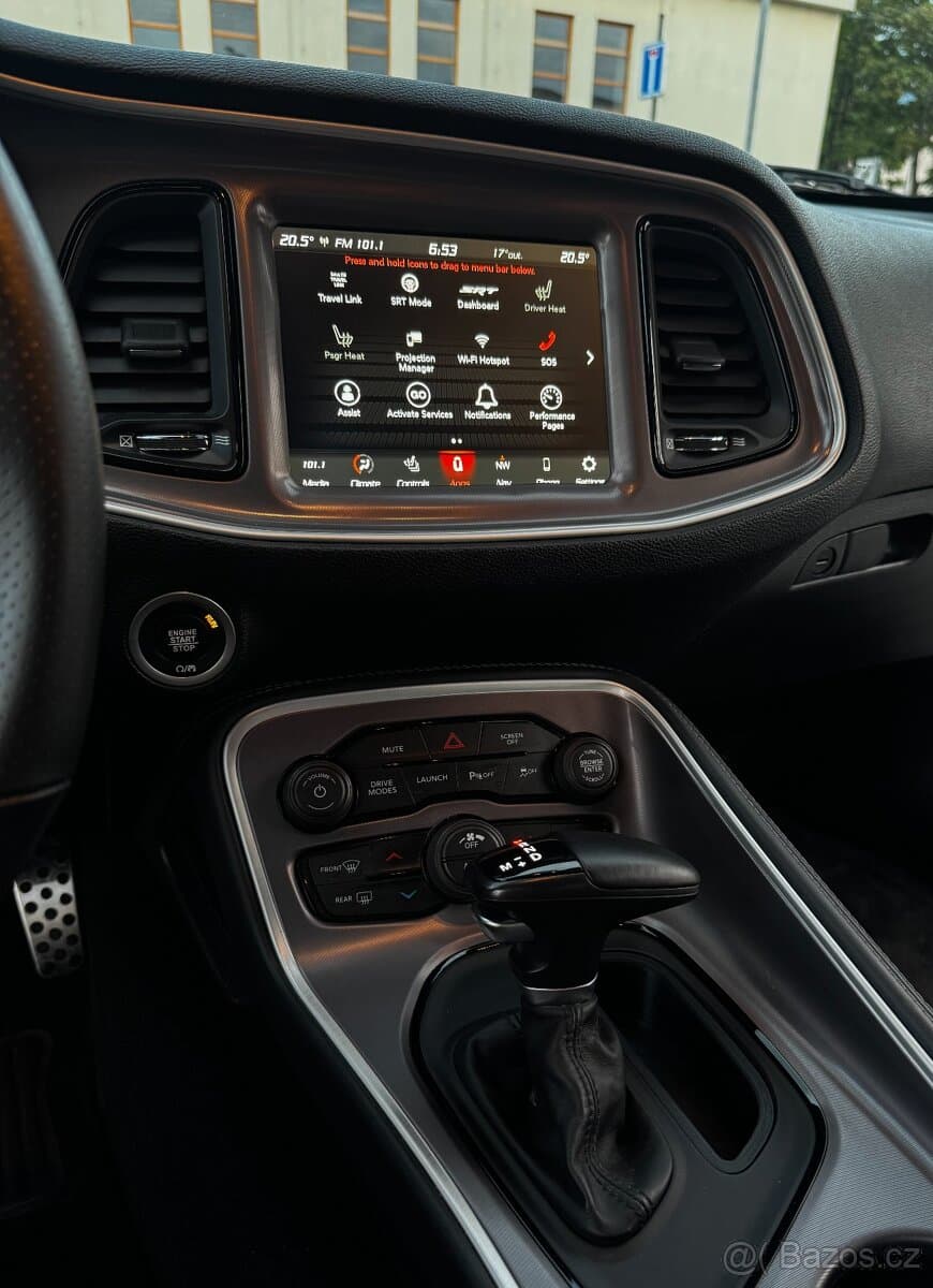 2022 Dodge CHALLENGER - 11