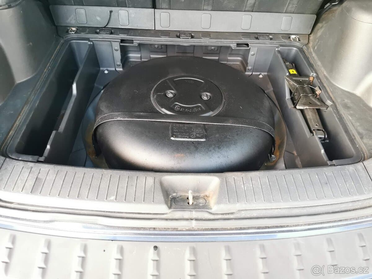 2008 Kia SPORTAGE - 11