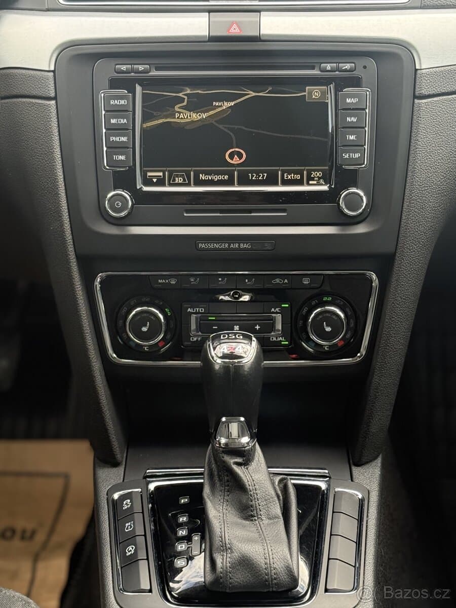 2015 Škoda SUPERB - 11