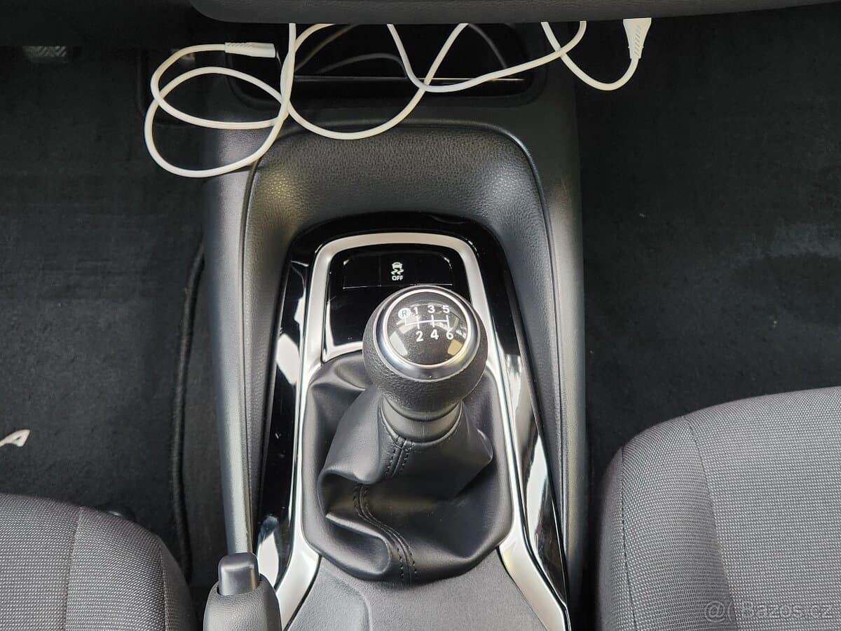 2023 Toyota COROLLA - 11
