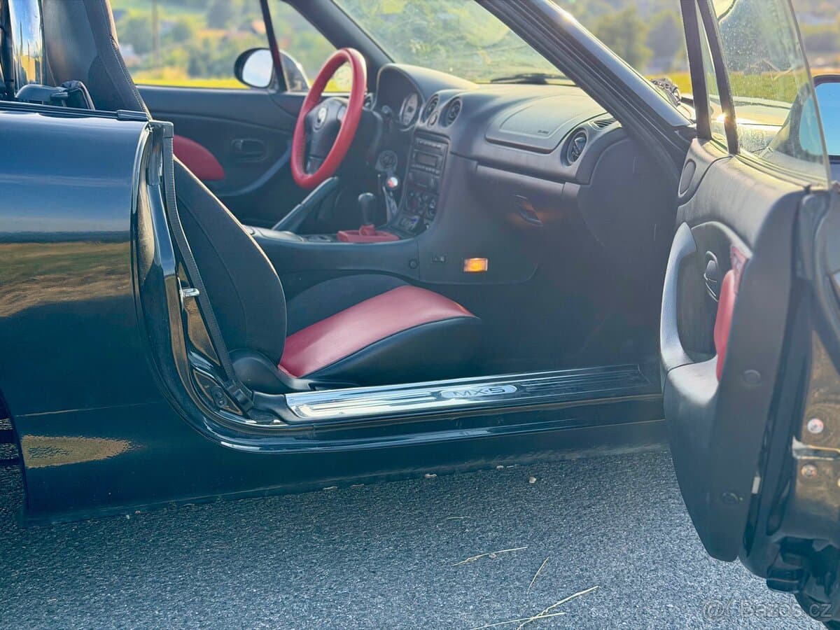 2002 Mazda 5 - 11