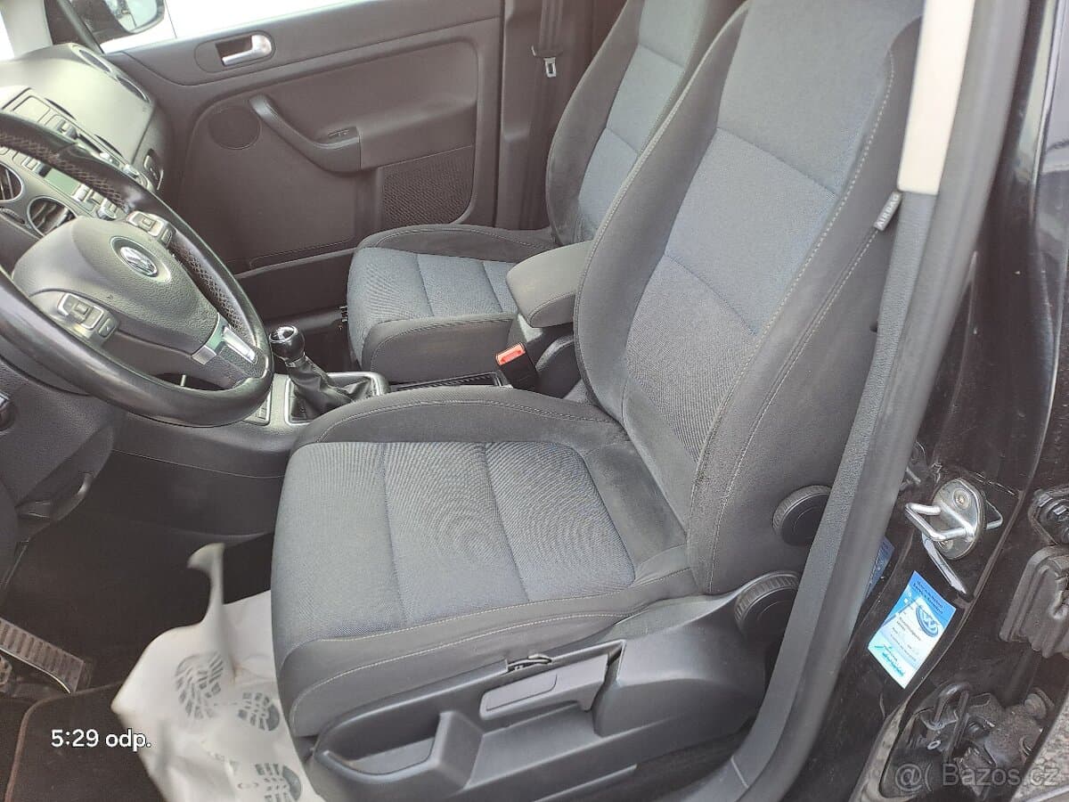 2012 Volkswagen GOLF - 11