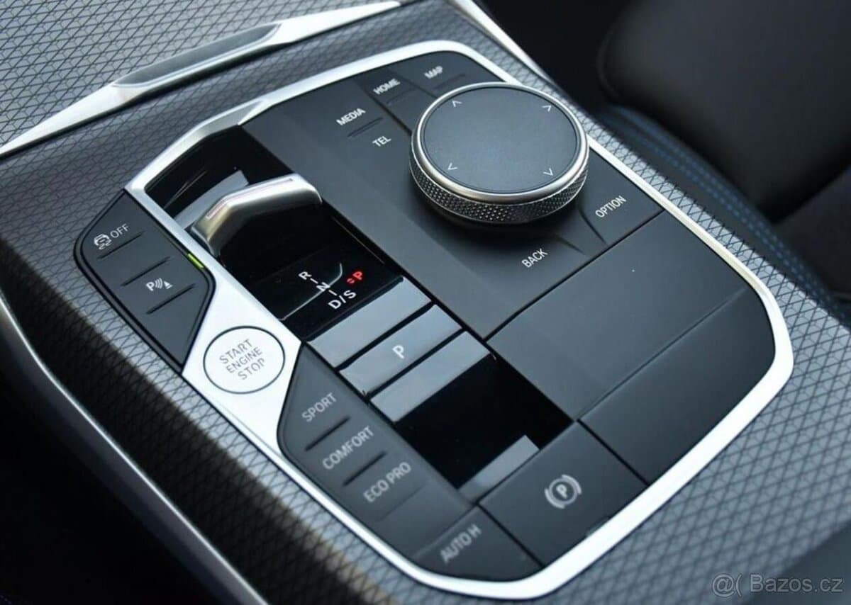 2024 BMW 3-SERIES - 11