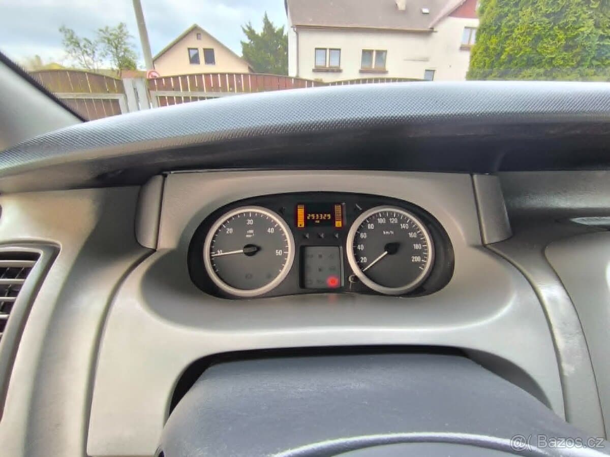 2007 Opel VIVARO - 11