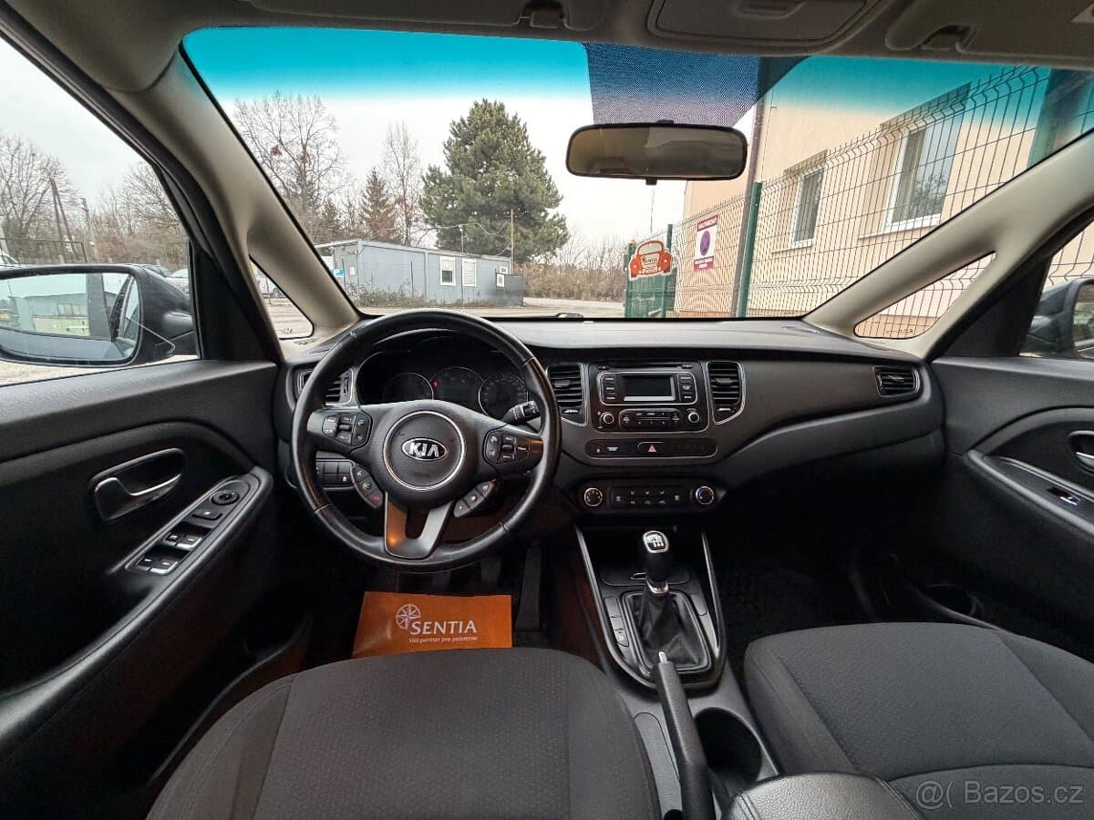 2013 Kia CARENS - 11