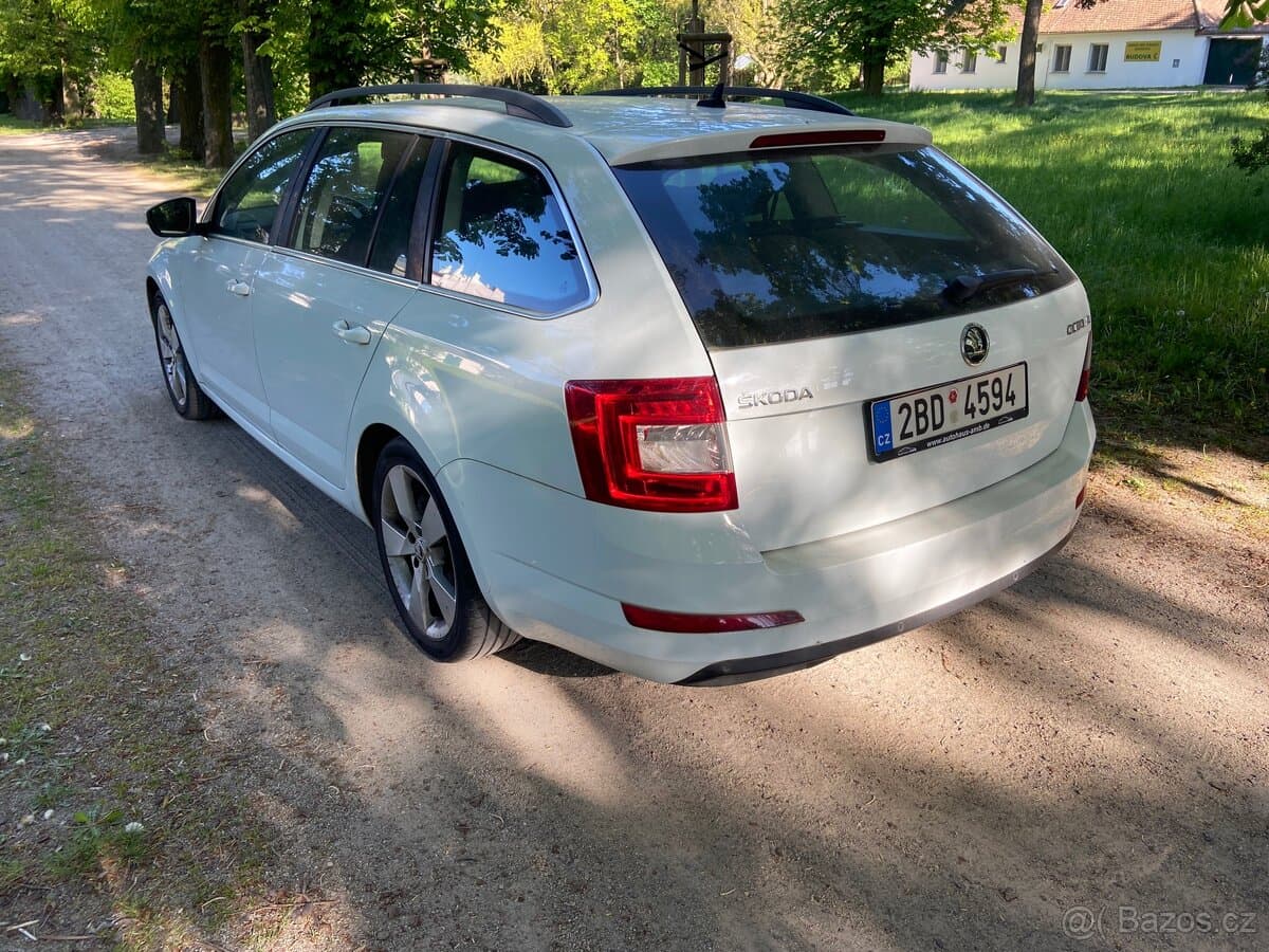 2015 Škoda OCTAVIA - 11