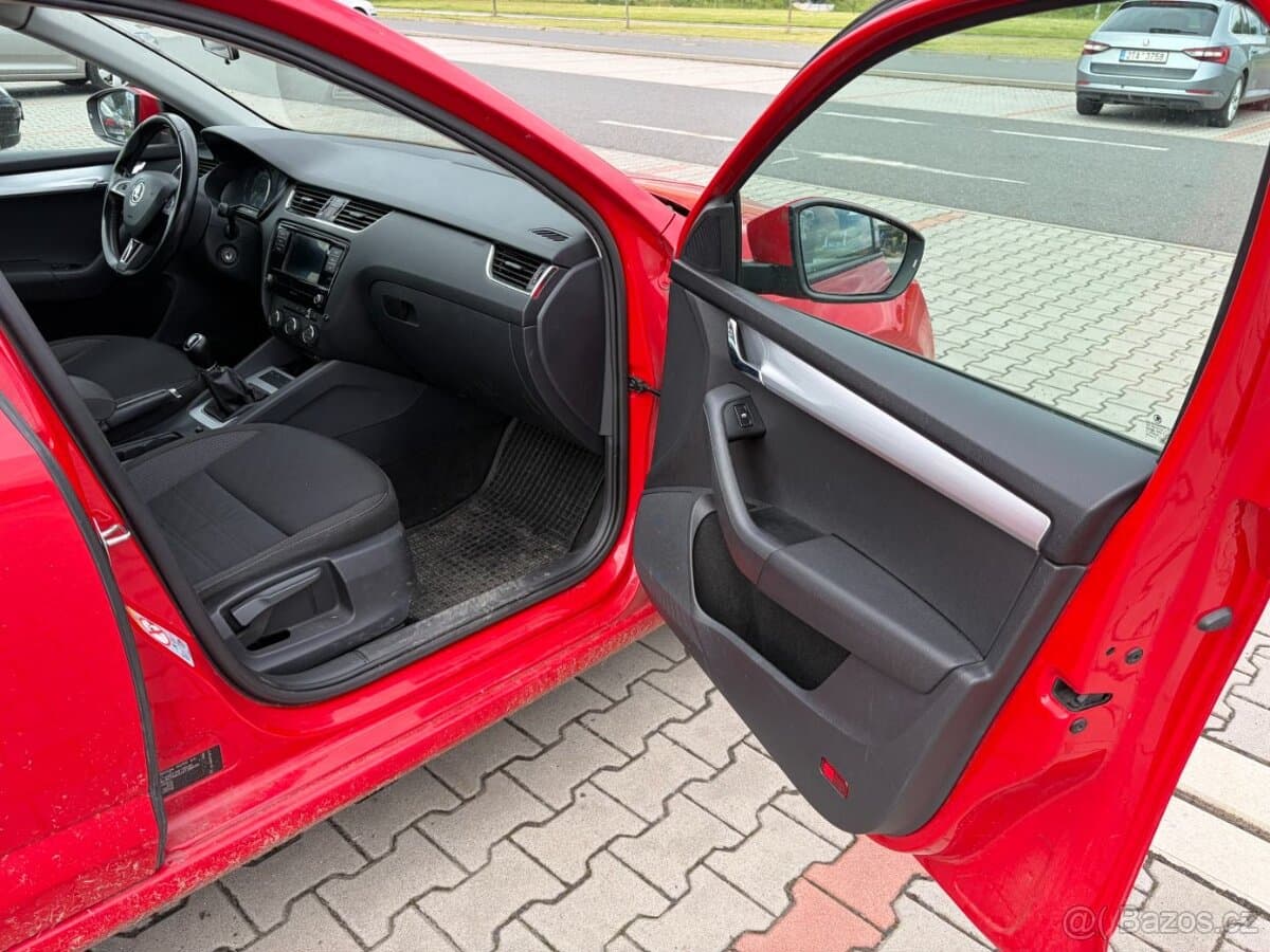 2017 Škoda OCTAVIA - 11