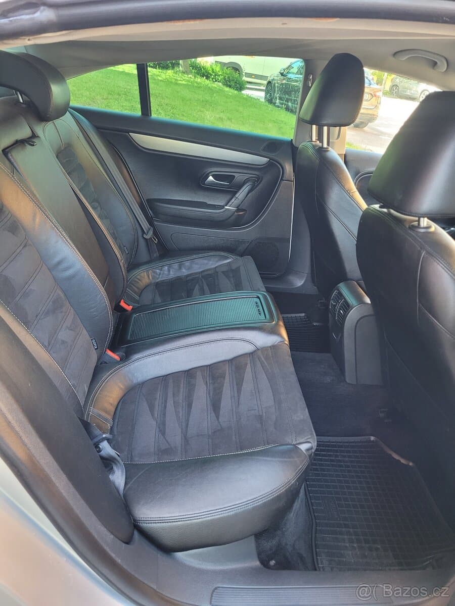 2009 Volkswagen PASSAT CC - 11