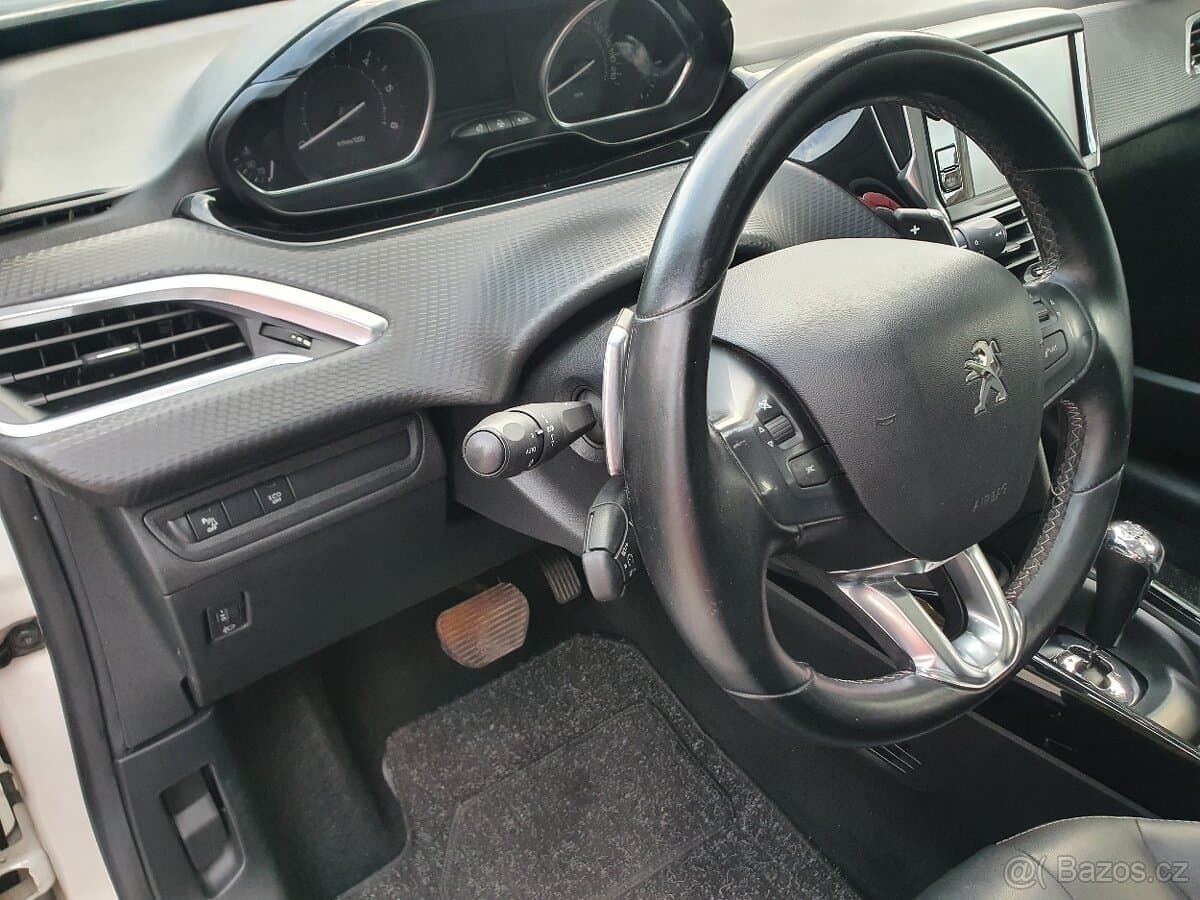 2018 Peugeot 2008 - 11