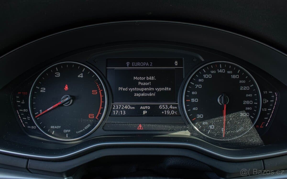 2016 Audi A4 - 11