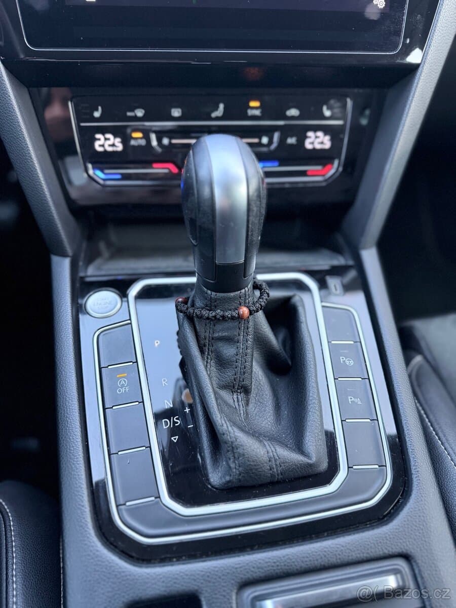 2021 Volkswagen PASSAT - 11