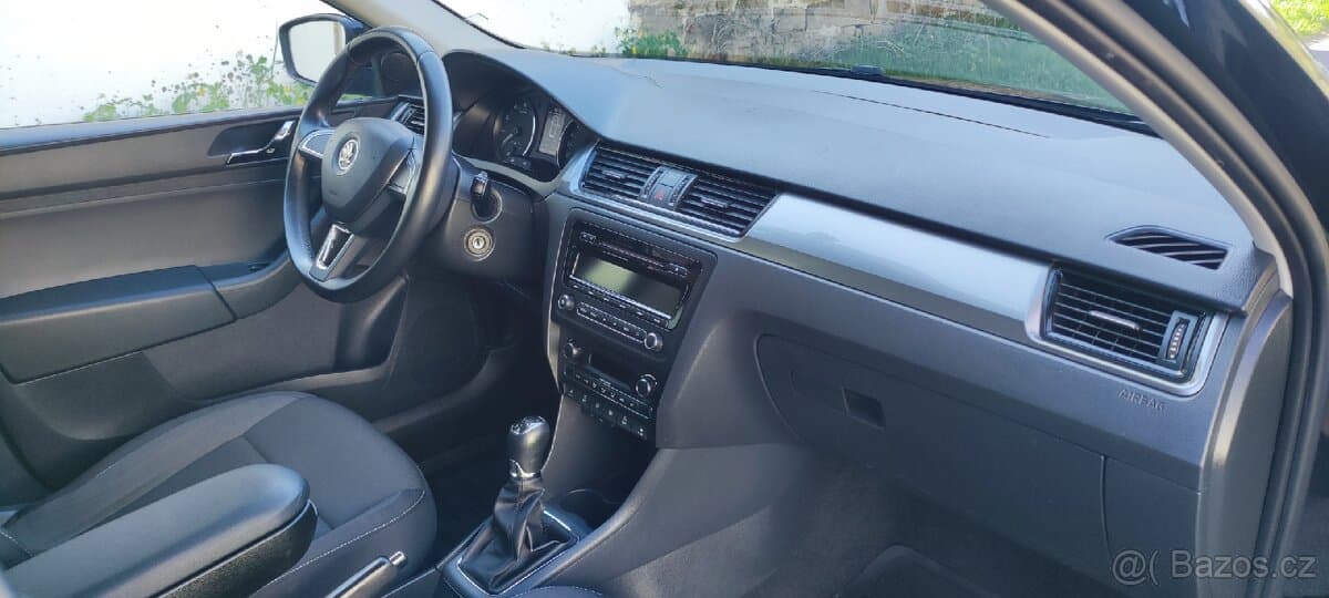 2014 Škoda RAPID - 11