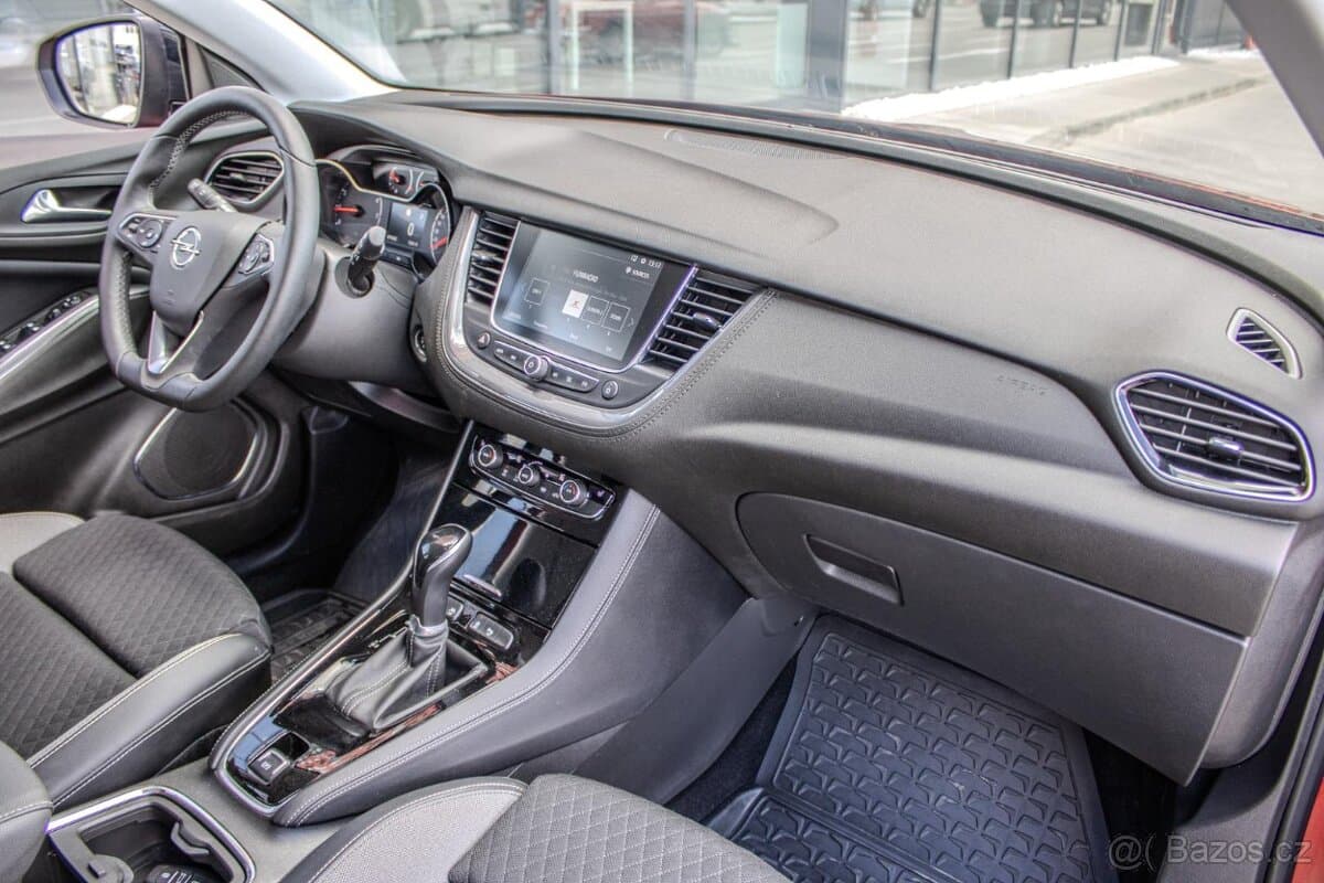 2020 Opel GRANDLAND - 11