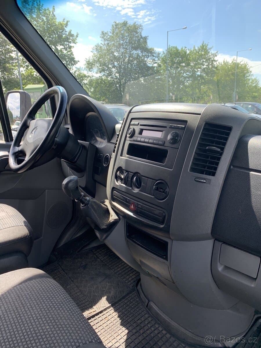 2007 Mercedes-Benz SPRINTER - 11