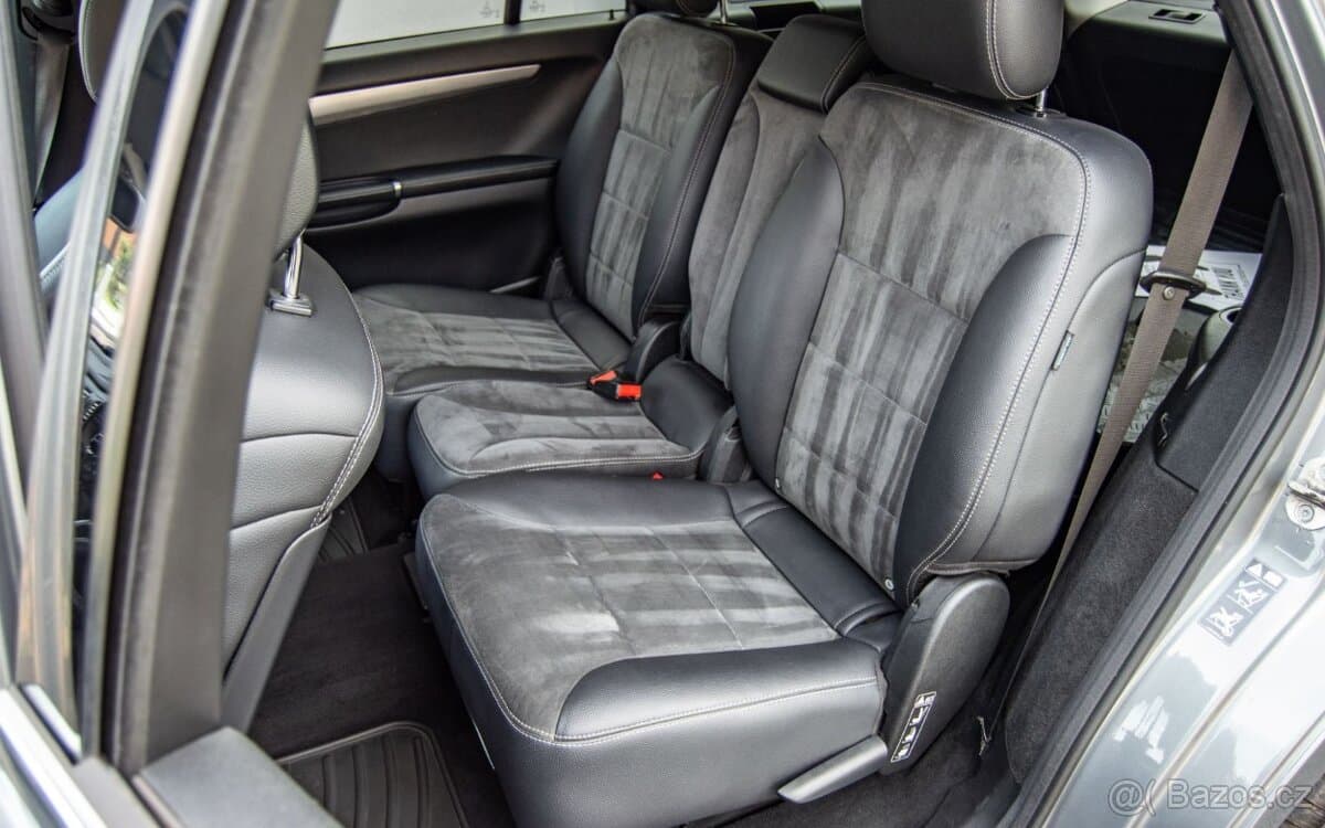 2011 Mercedes-Benz OSTATNÍ - 11