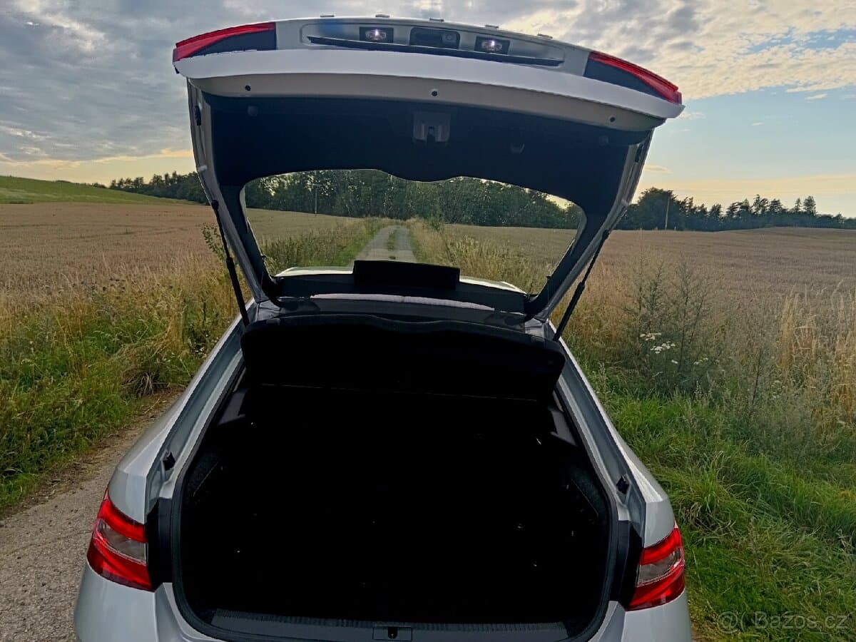 2021 Škoda SUPERB - 11