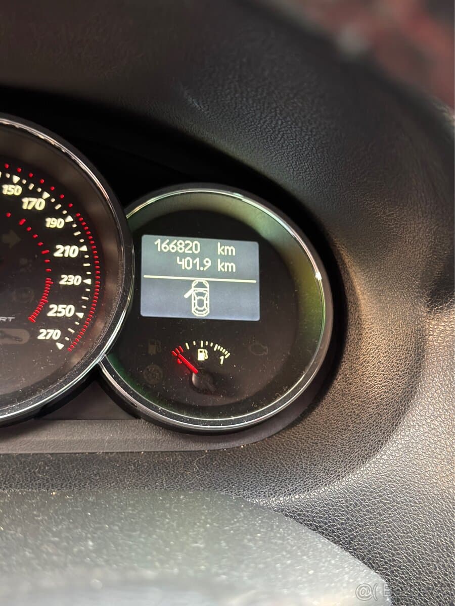 Renault MEGANE - 11