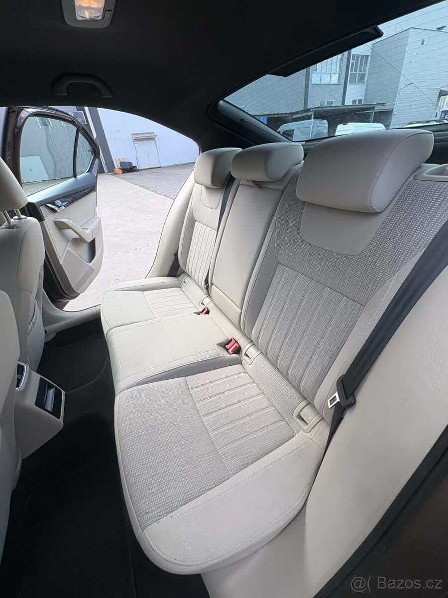 2019 Škoda OCTAVIA - 11