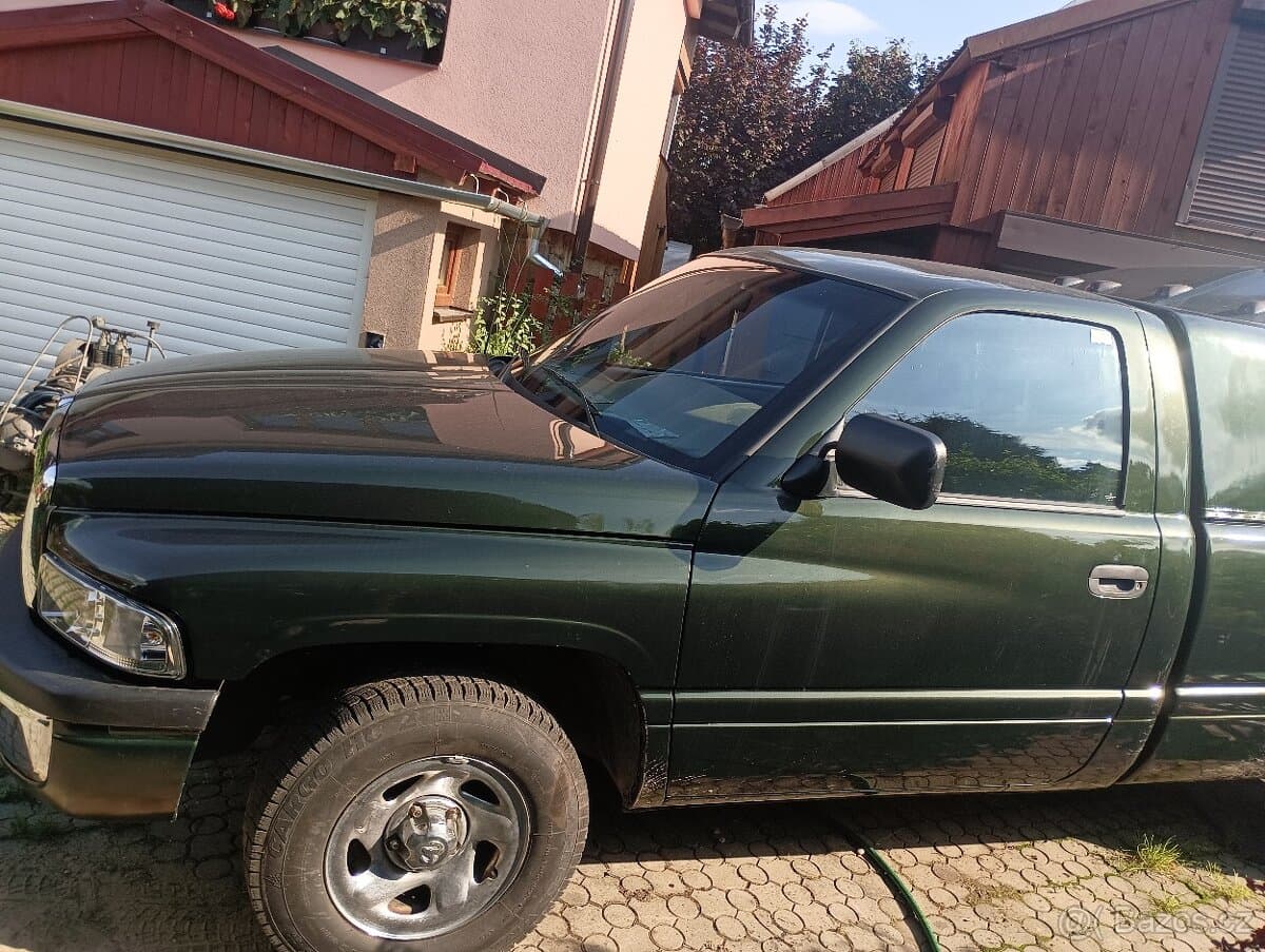 1995 Dodge RAM - 11