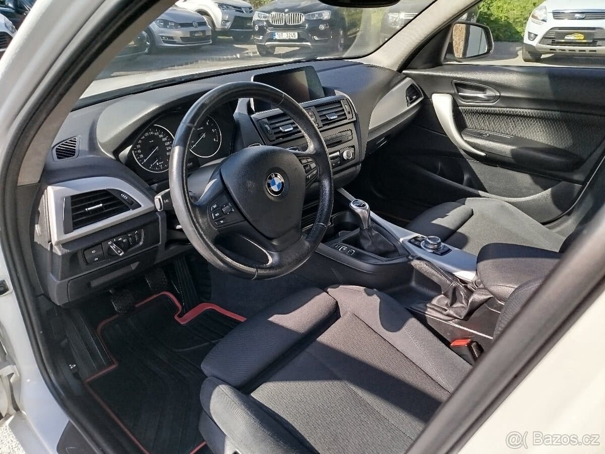 2013 BMW 1-SERIES - 11