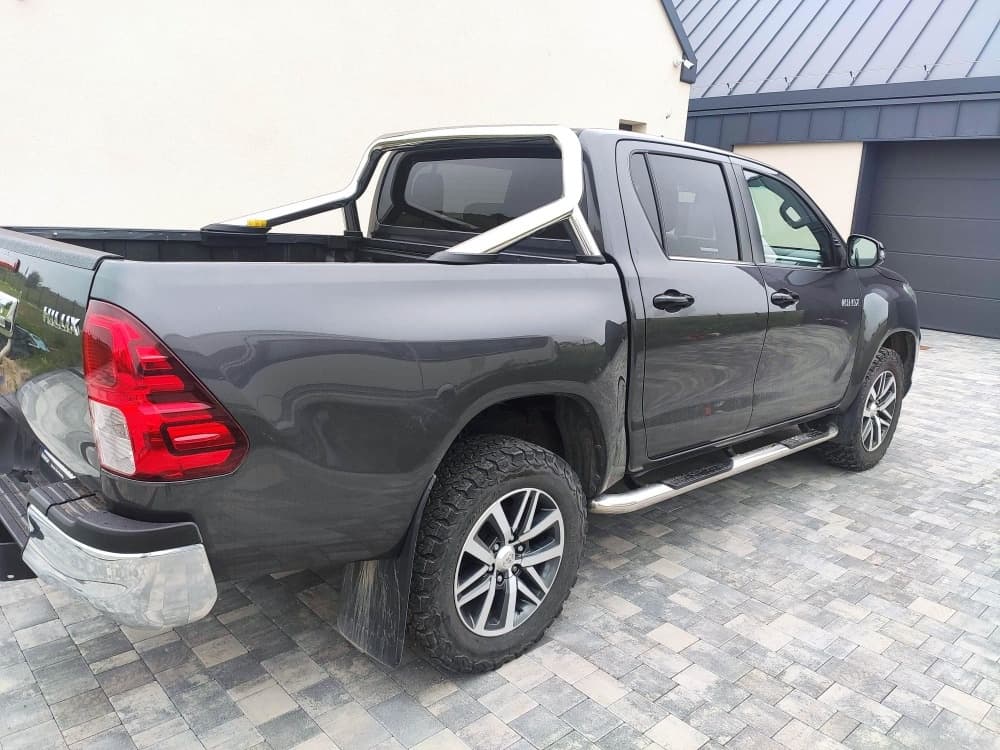 2020 Toyota HILUX - 11