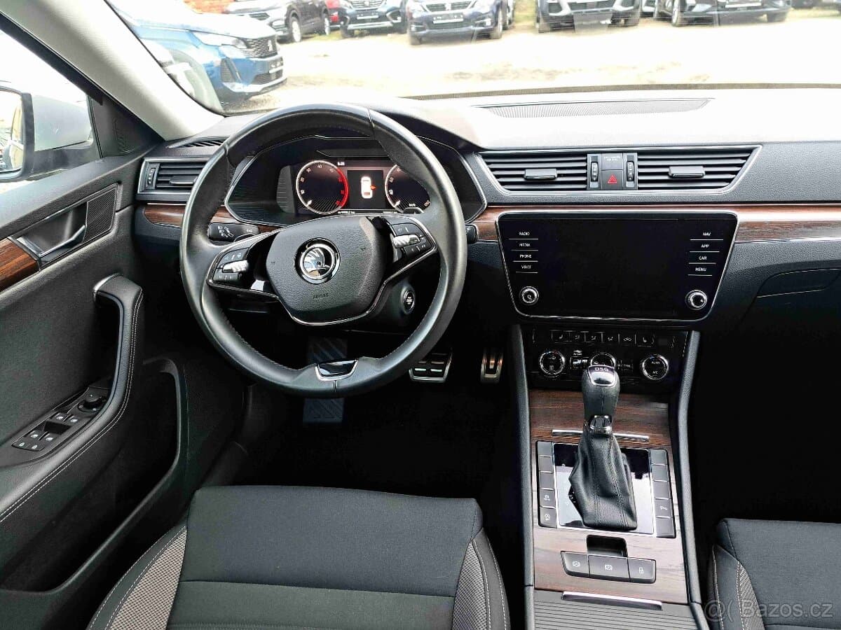 2022 Škoda SUPERB - 11