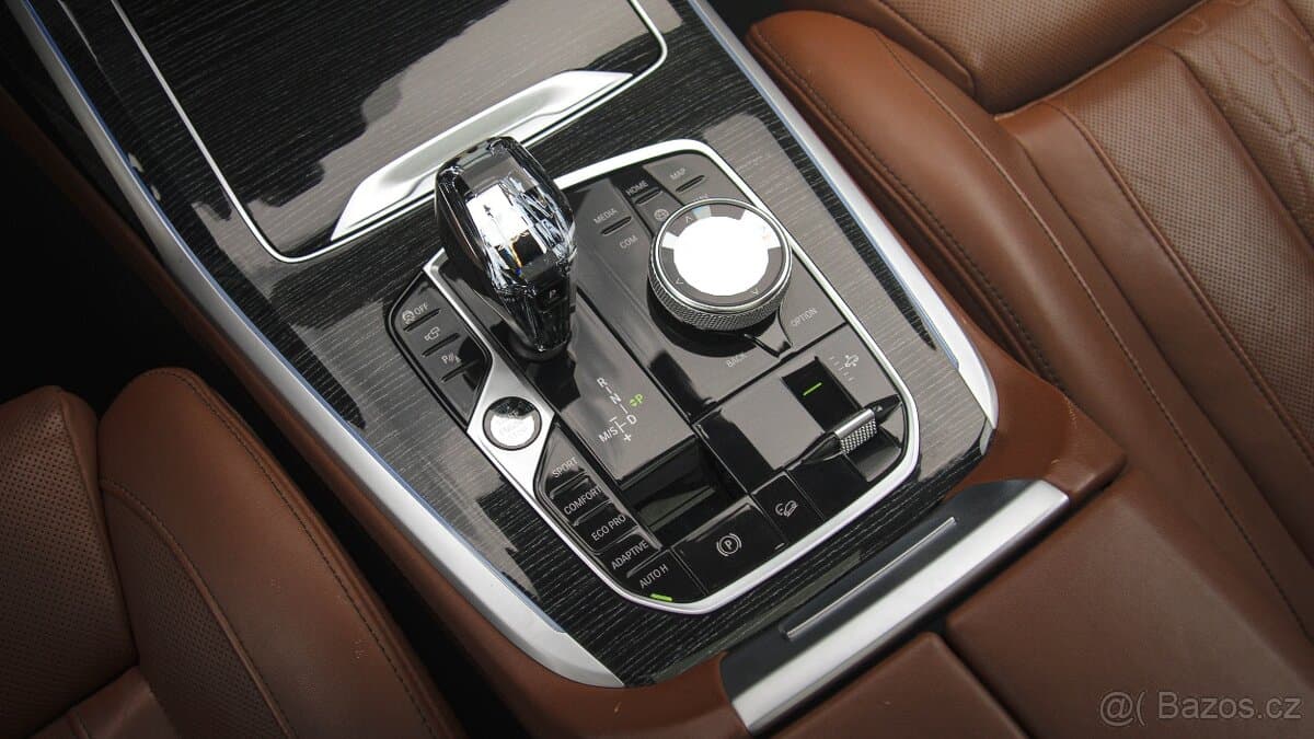 2021 BMW X7 - 11