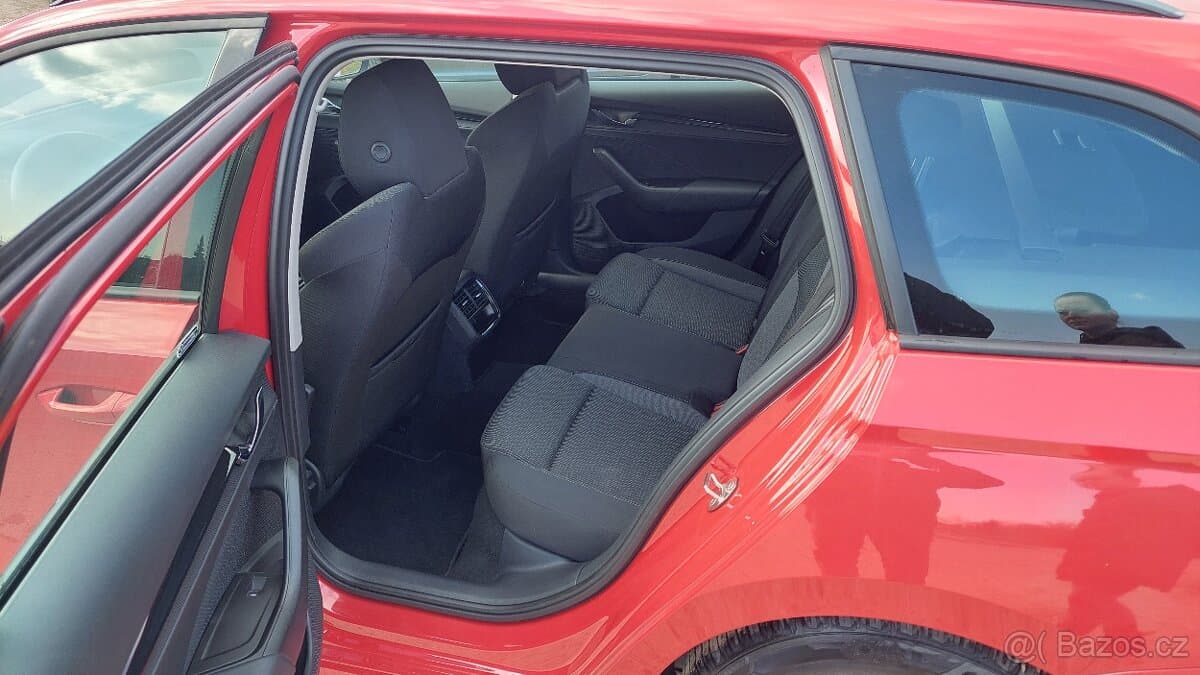 Škoda OCTAVIA - 11