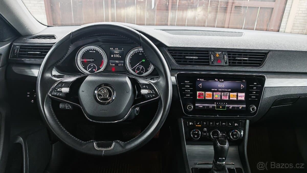 2020 Škoda SUPERB - 11