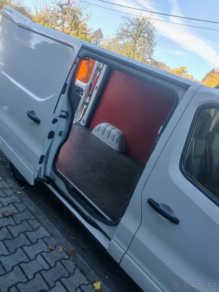 2018 Opel VIVARO - 11