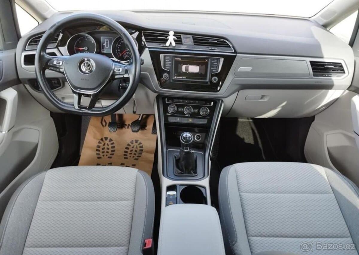 2016 Volkswagen TOURAN - 11