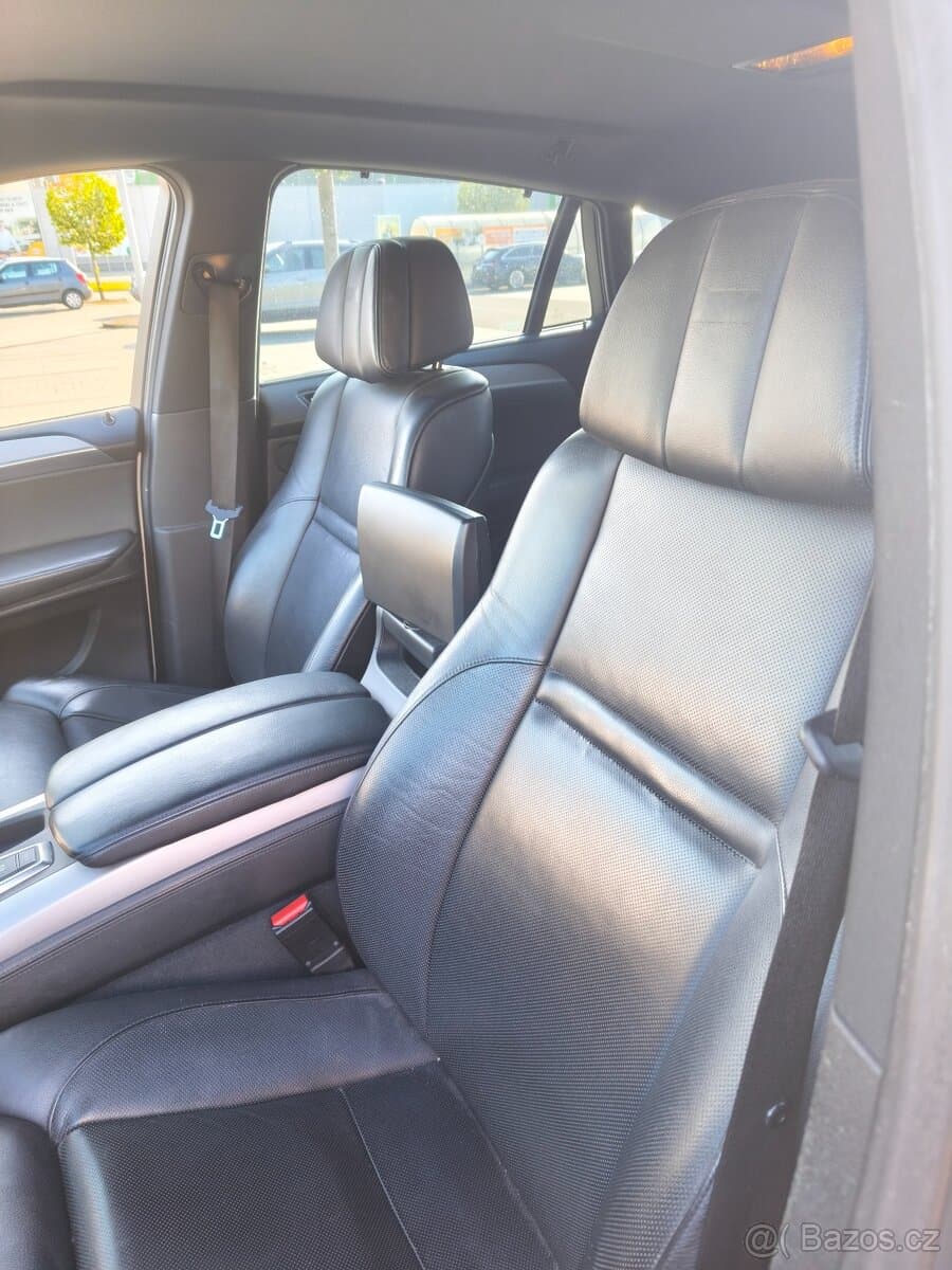 2012 BMW X6 - 11