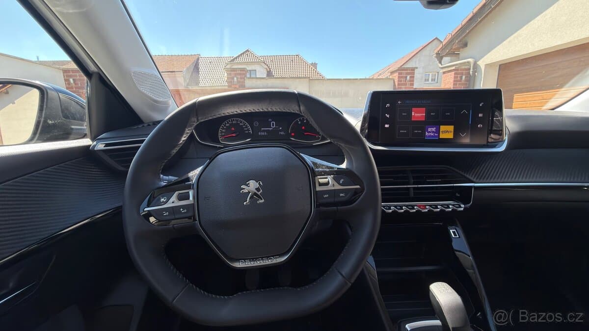 2023 Peugeot 208 - 11