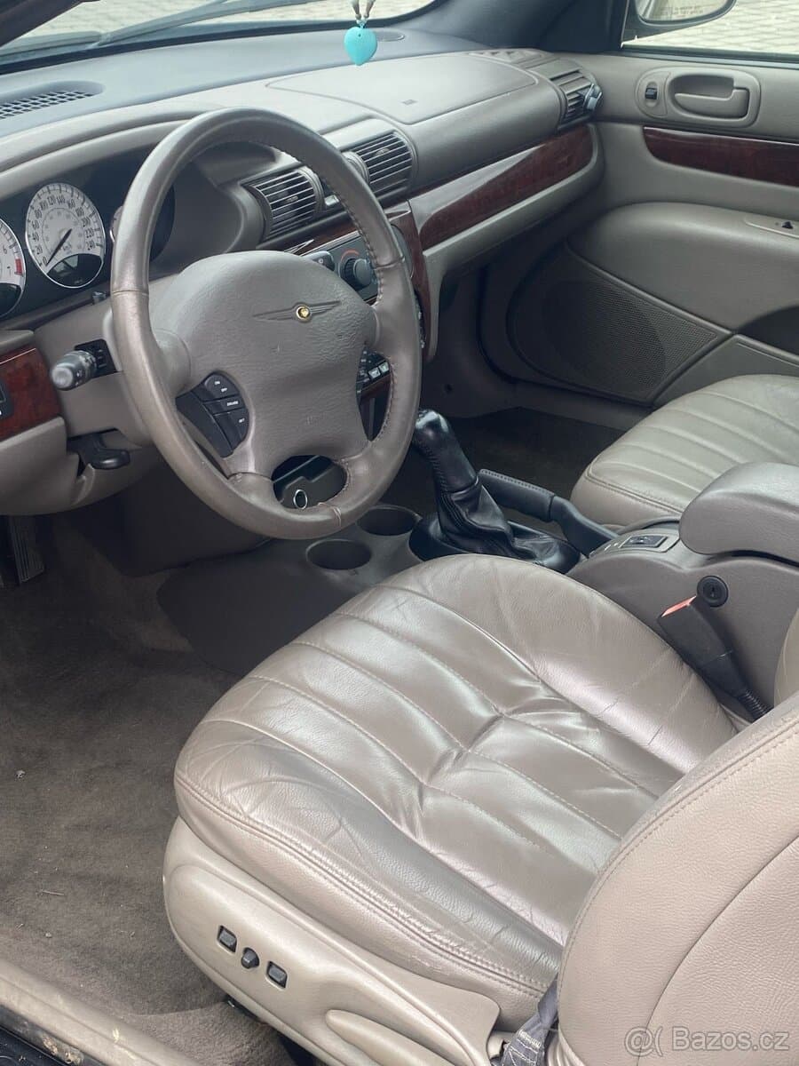 2003 Chrysler SEBRING - 11