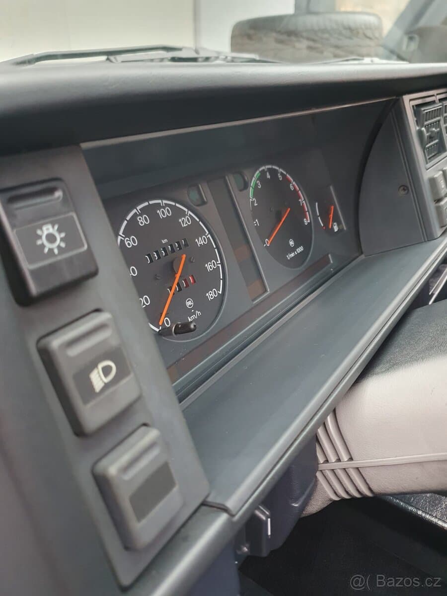Škoda FAVORIT - 11