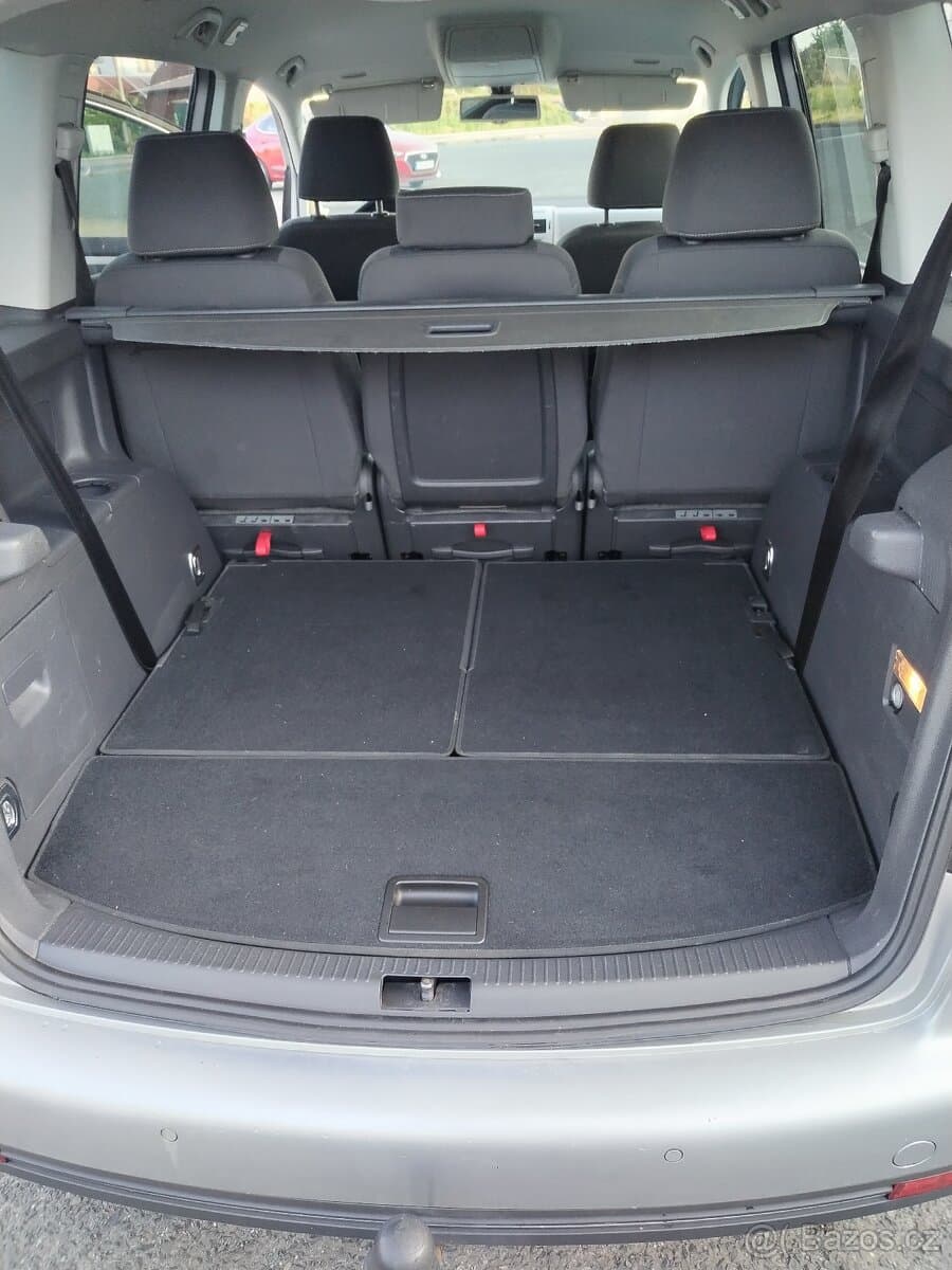 2009 Volkswagen TOURAN - 11