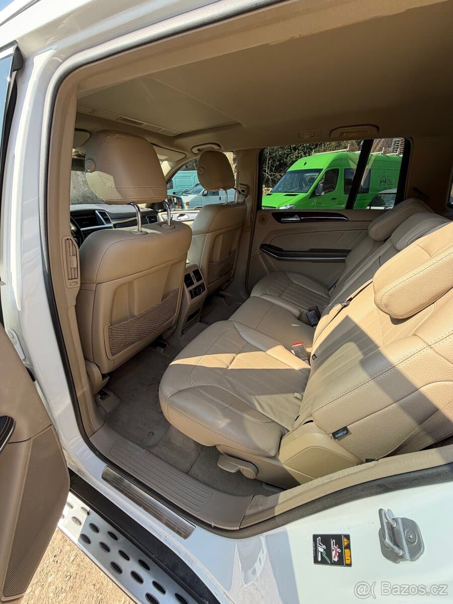 2014 Mercedes-Benz GL - 11