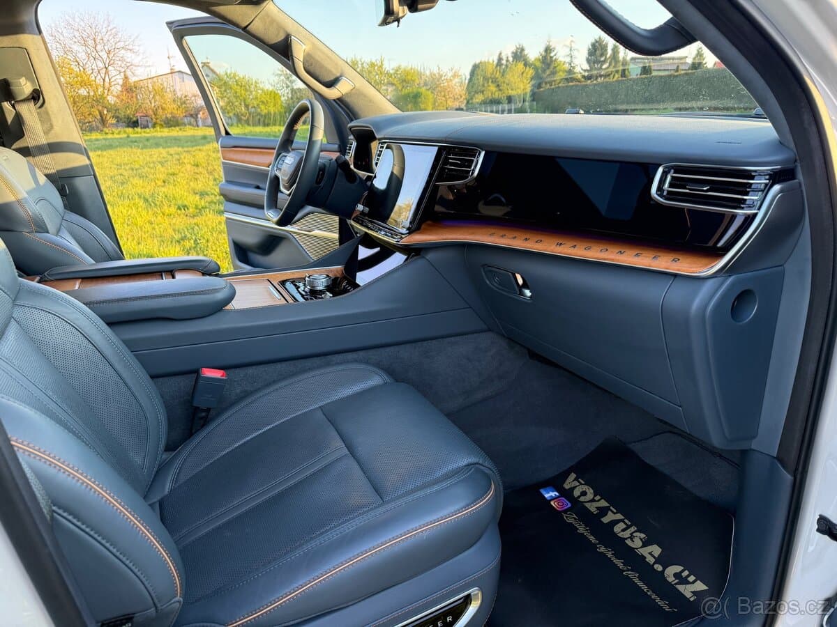 2022 Jeep OSTATNÍ - 11