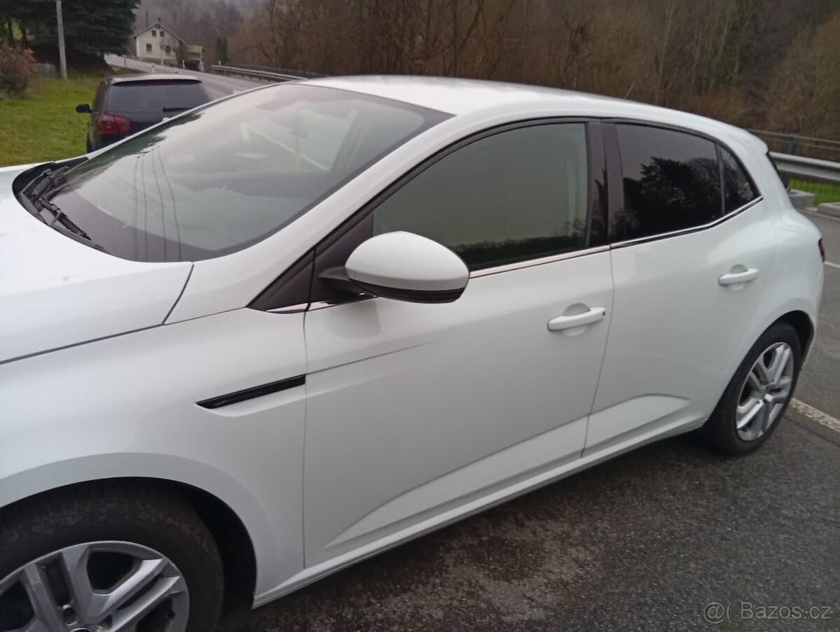 2018 Renault MEGANE - 11