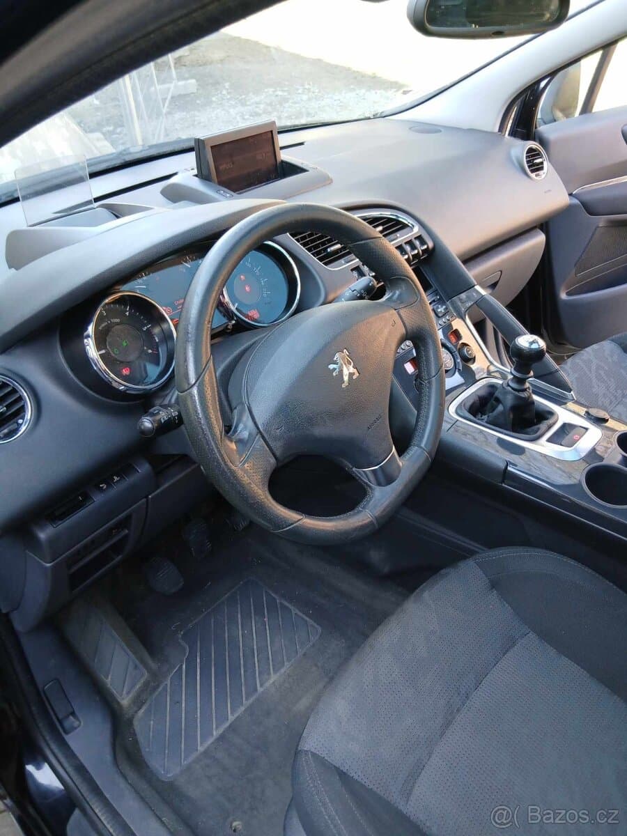 2010 Peugeot 3008 - 11