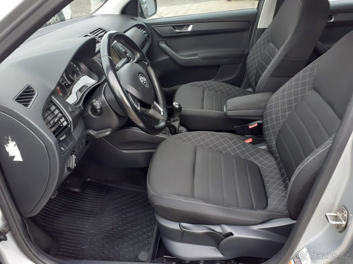 2017 Škoda FABIA - 11