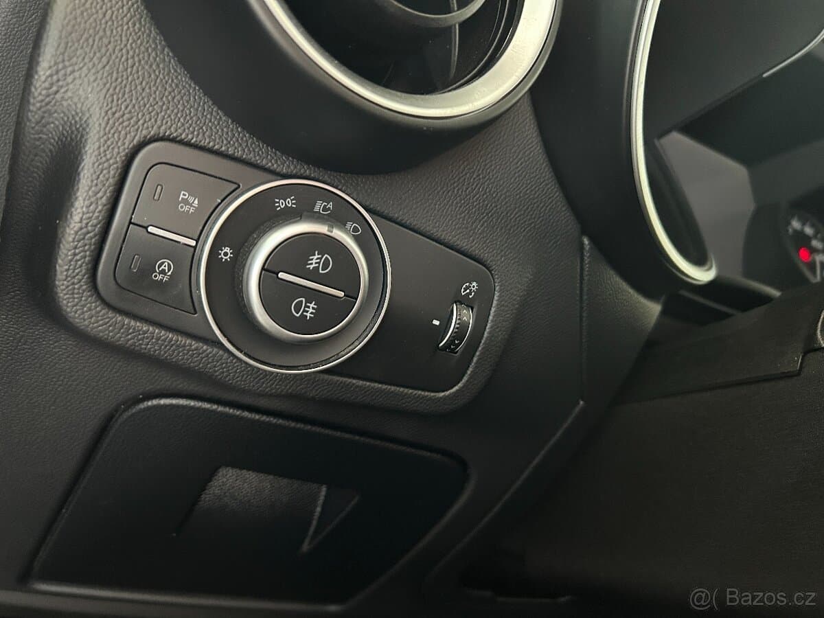 2018 Alfa Romeo STELVIO - 11