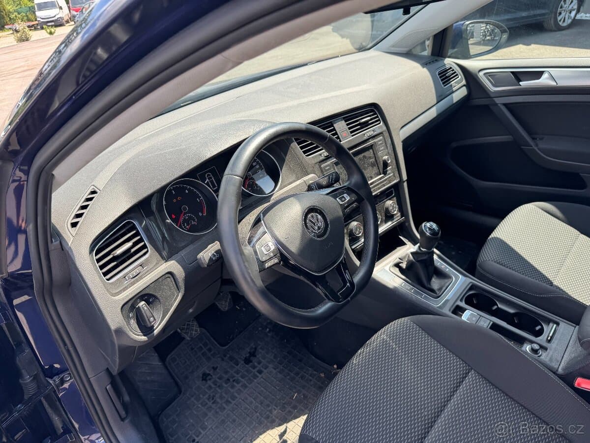 2020 Volkswagen GOLF - 11