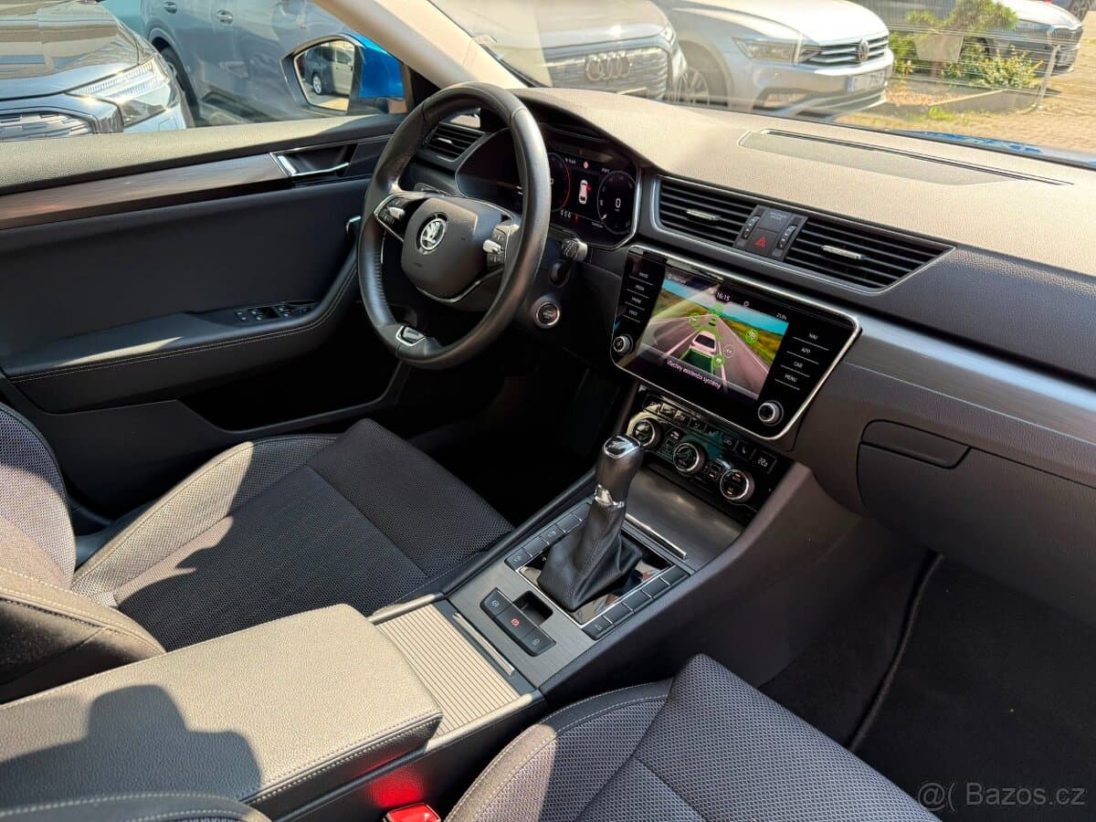 2023 Škoda SUPERB - 11